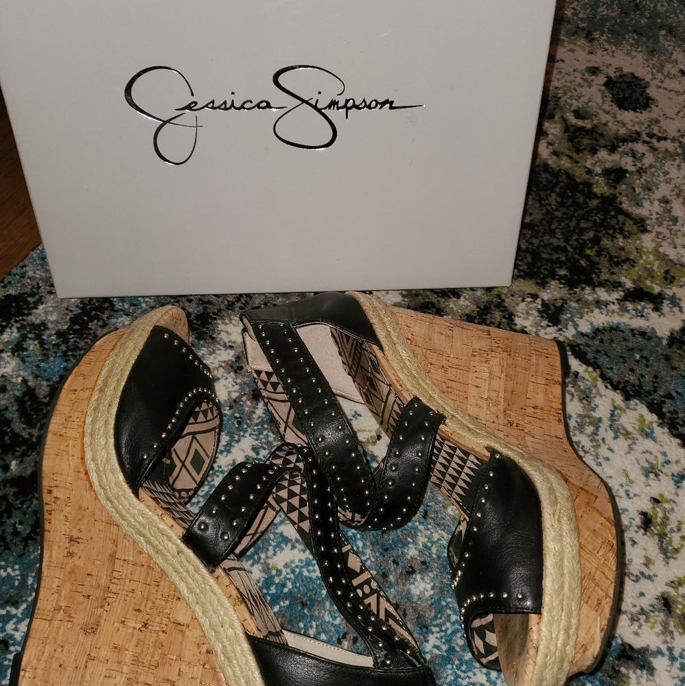Jessica Simpson black wedges